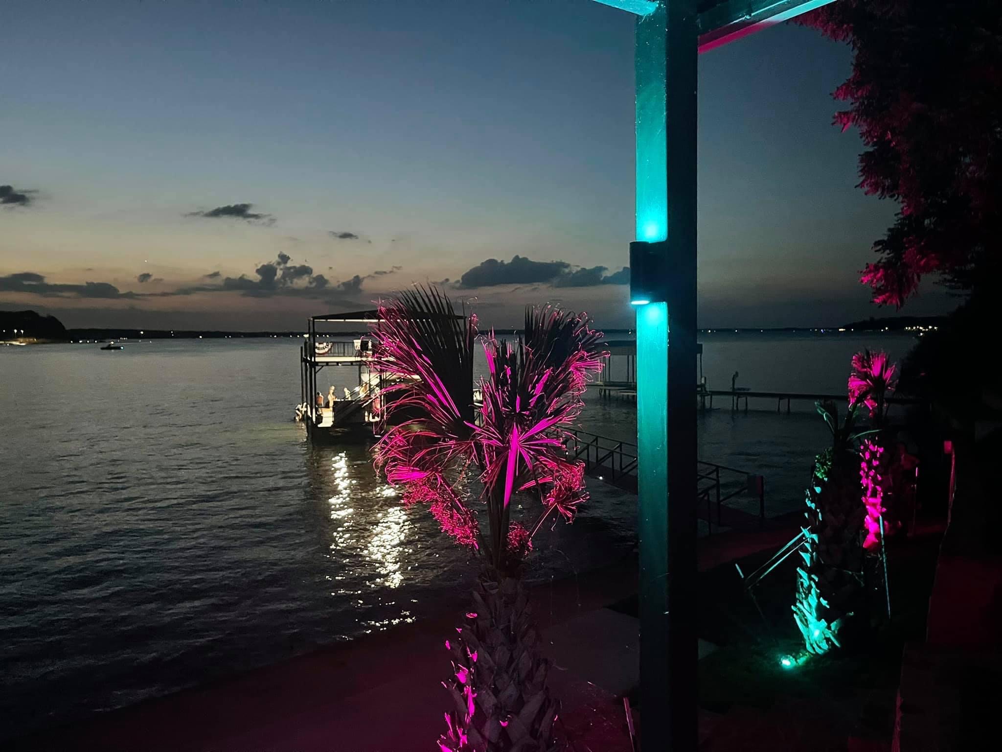 Landscape lighting installation, photo 46 of 114