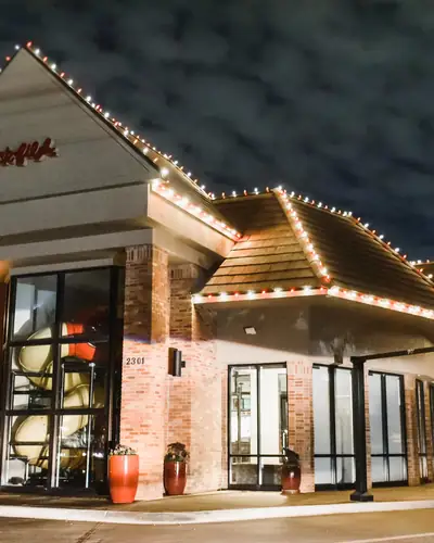 Restaurants & Hospitality